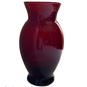 Vintage anchor hocking red vase